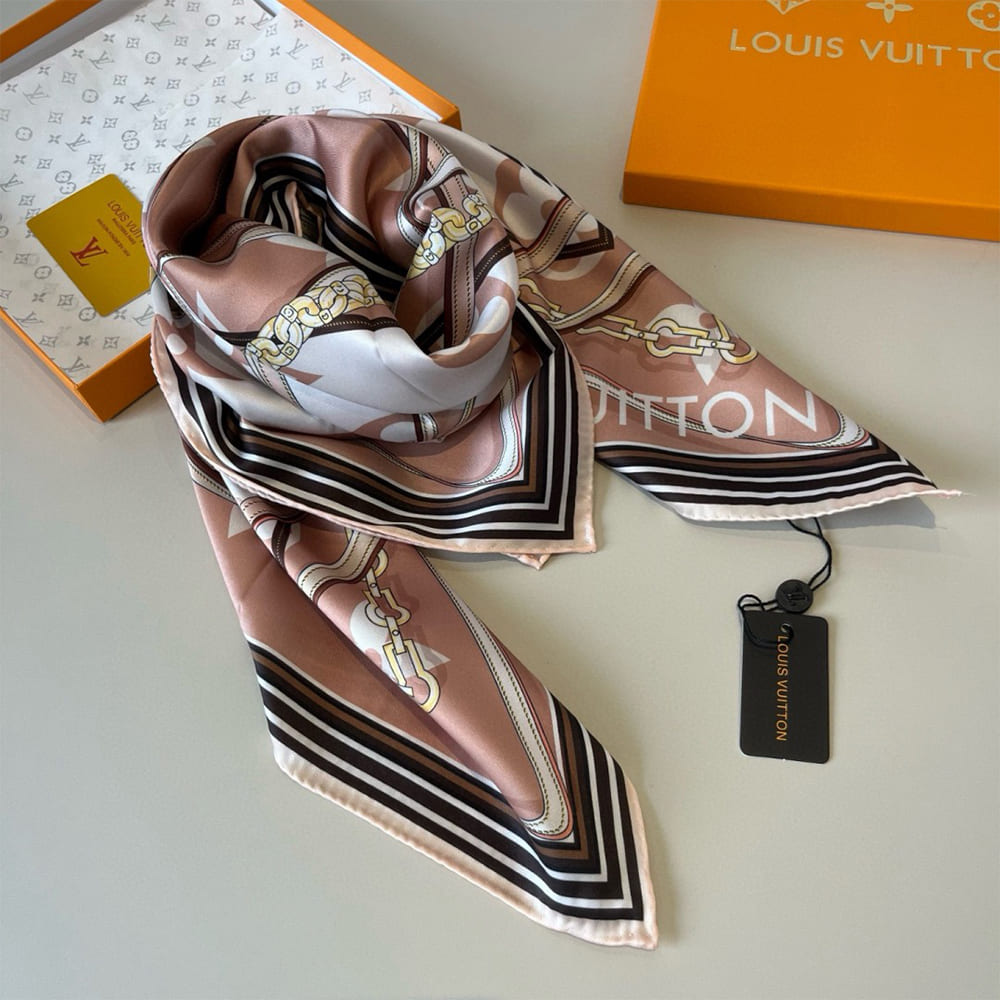 LV Ultimate Monogram Square 90