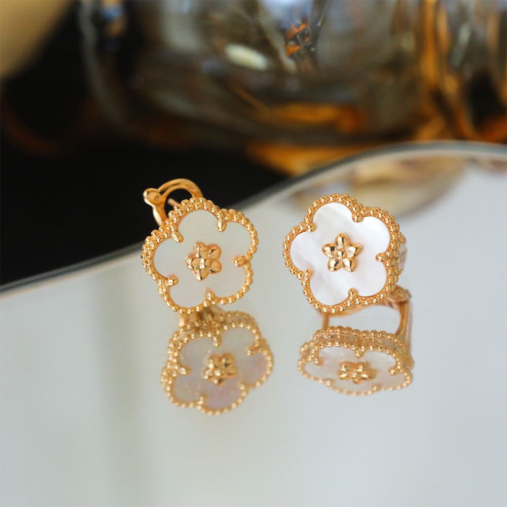 VCA Lucky Spring Earrings