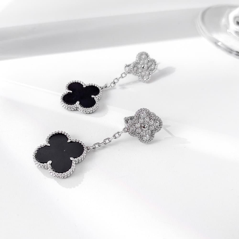 VCA ONYX AND D1am0nd ‘MAGIC ALHAMBRA’ EARRINGS