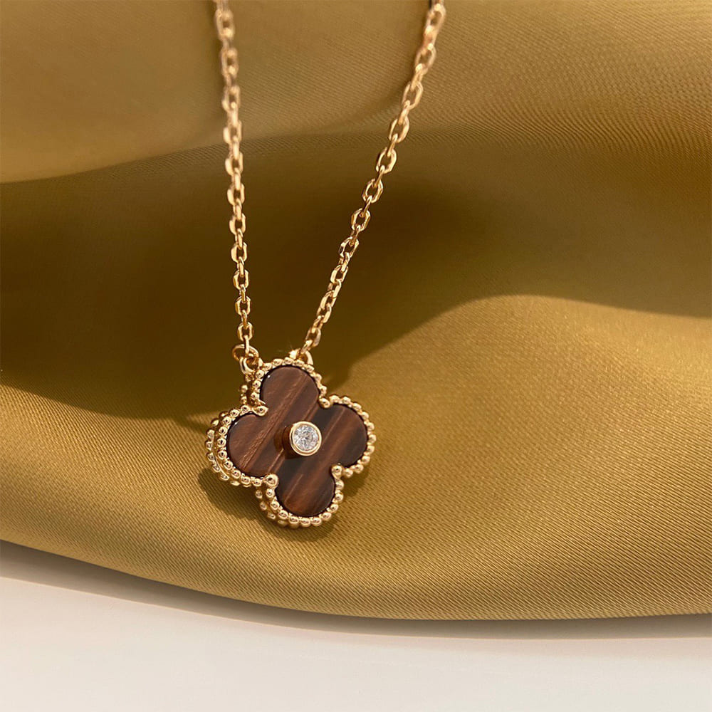 VCA necklace