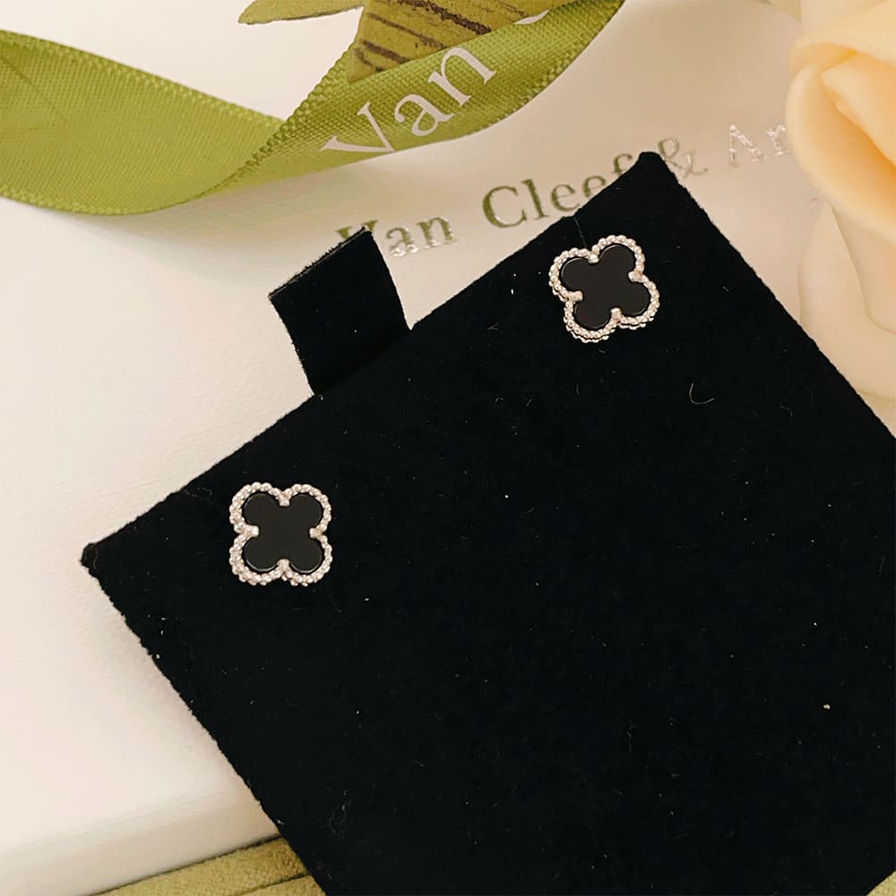 VCA Alhambra Earrings