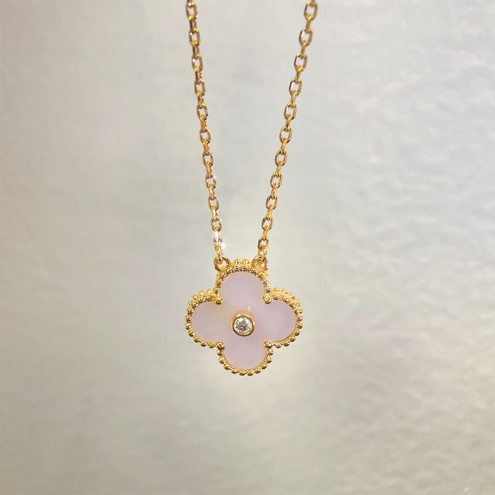 VCA necklace