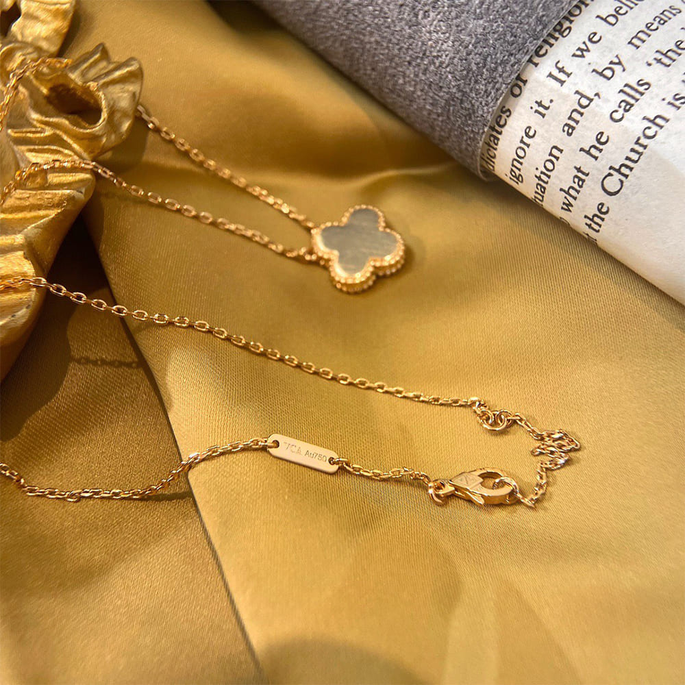 VCA necklace