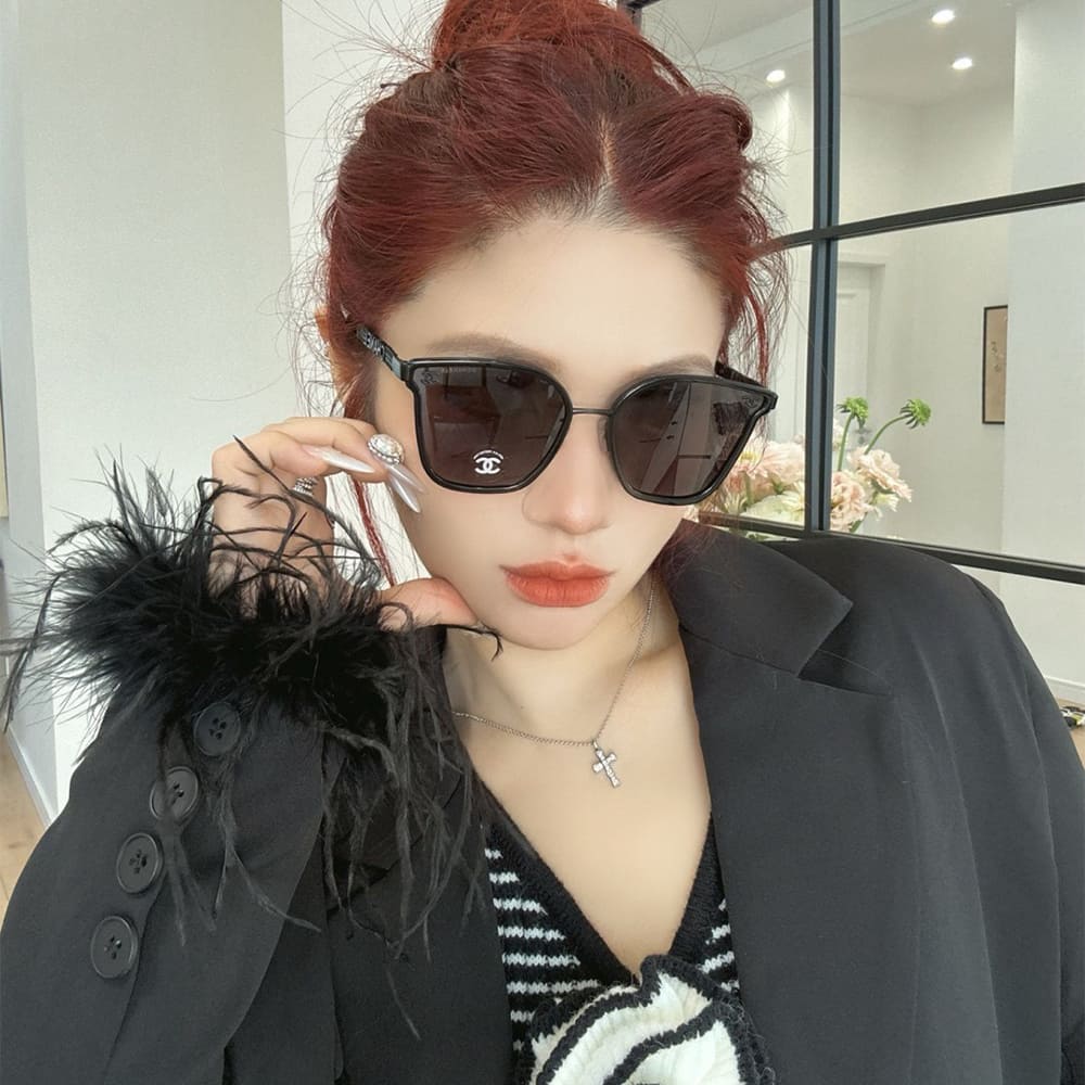 Ch**el SUNGLASSES