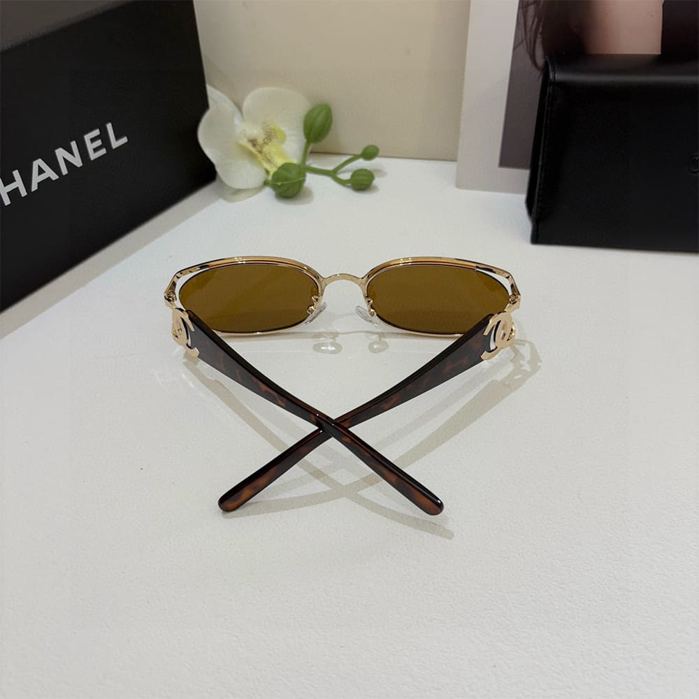 Ch**el SUNGLASSES