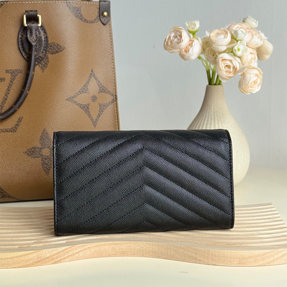 CASSANDRE MATELASS?? LARGE FLAP WALLET IN GRAIN DE POUDRE LEATHER(HIGH-END GRADE)