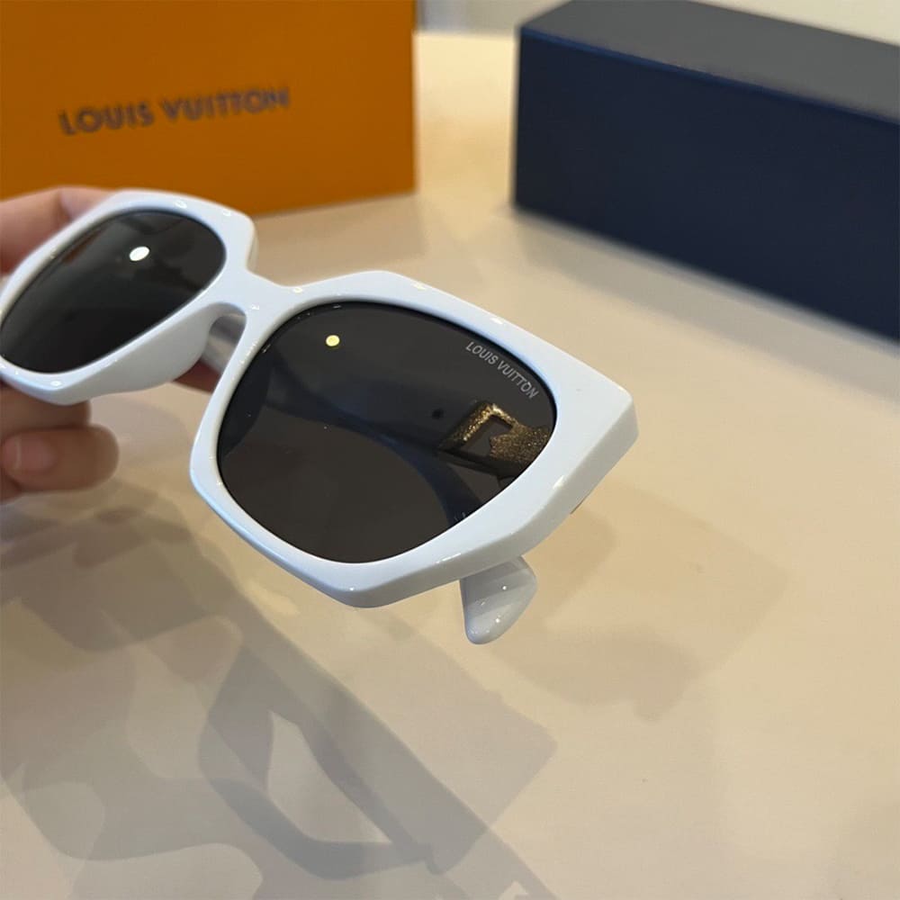 LV SUNGLASSES