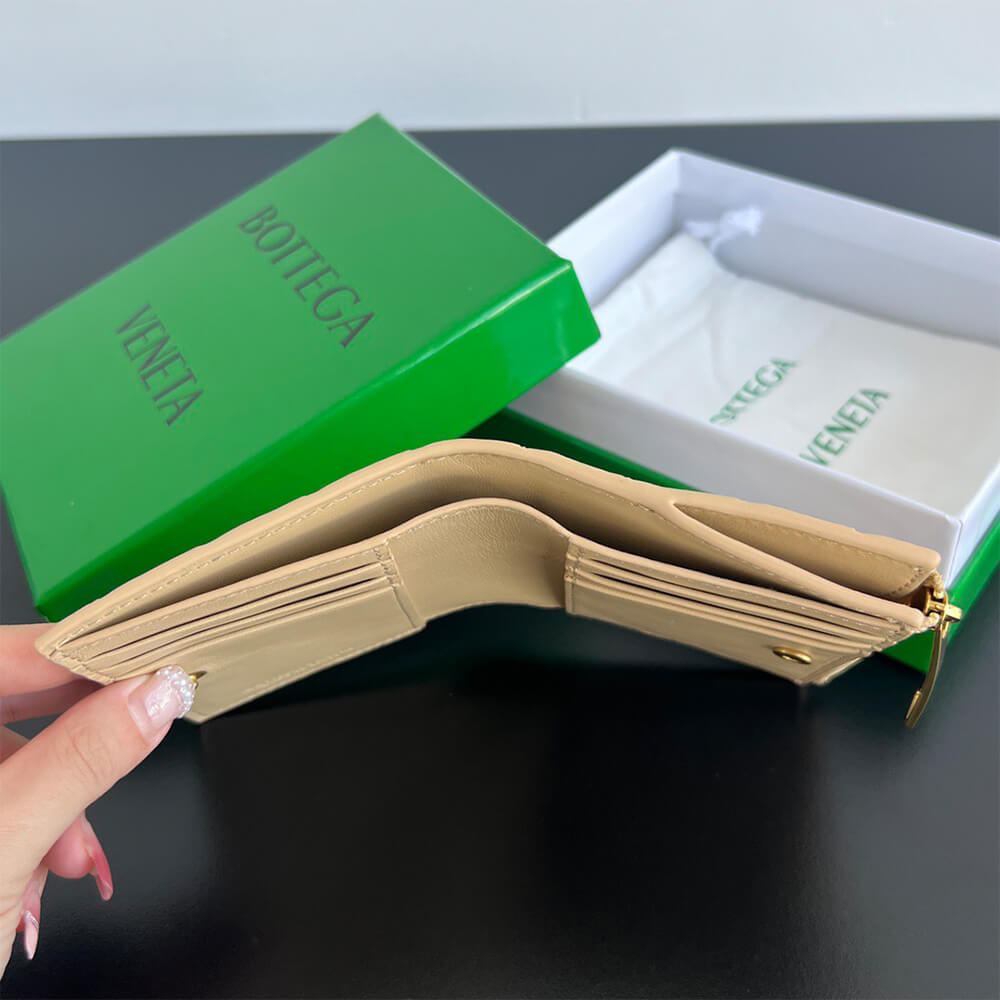 Intrecciato Small Bi-Fold Wallet(HIGH-END GRADE)