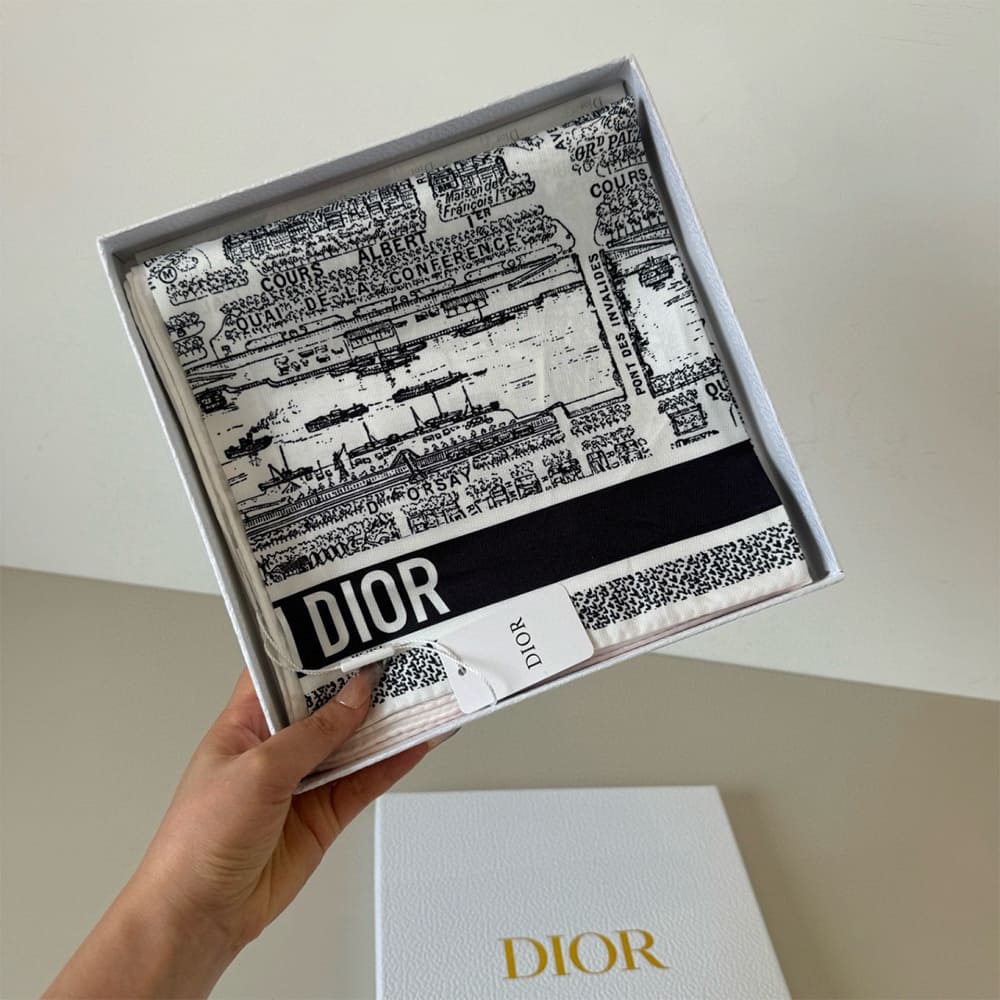 D10r Plan de Paris 90 Square Scarf