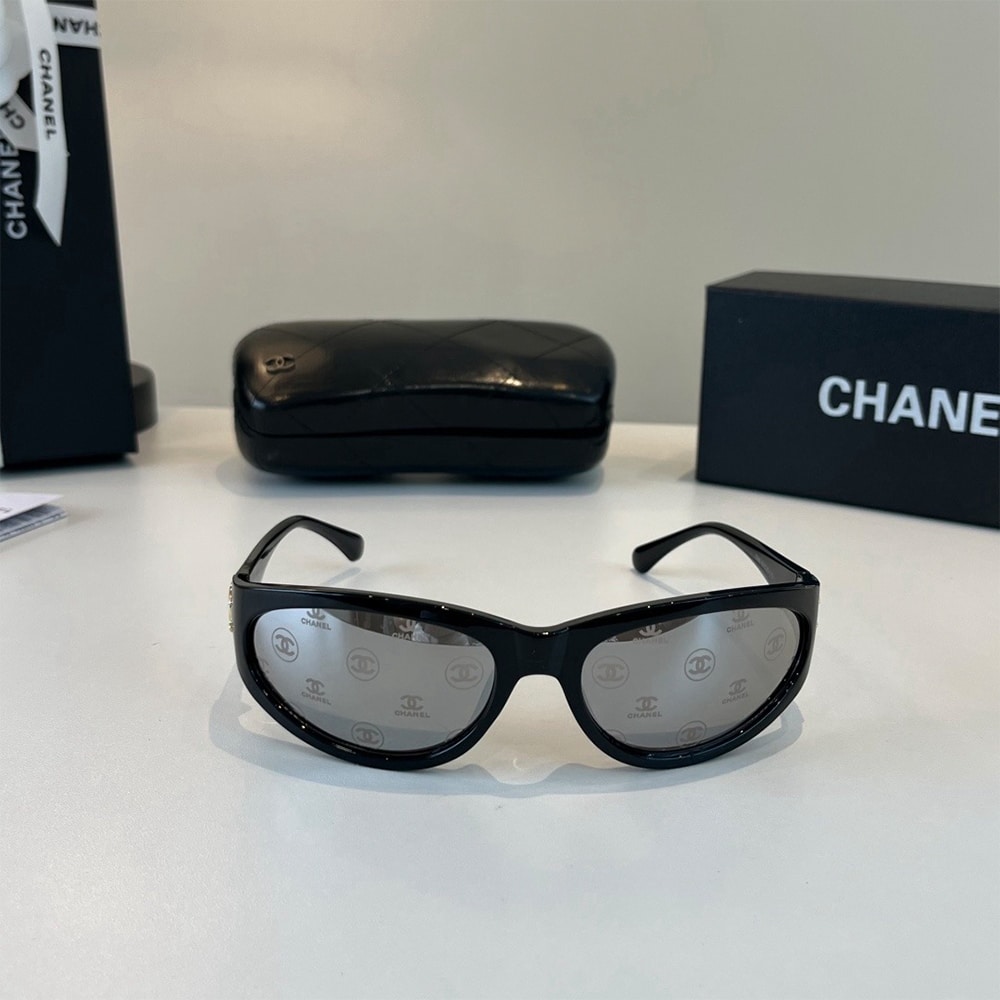 Ch**el Sunglasses