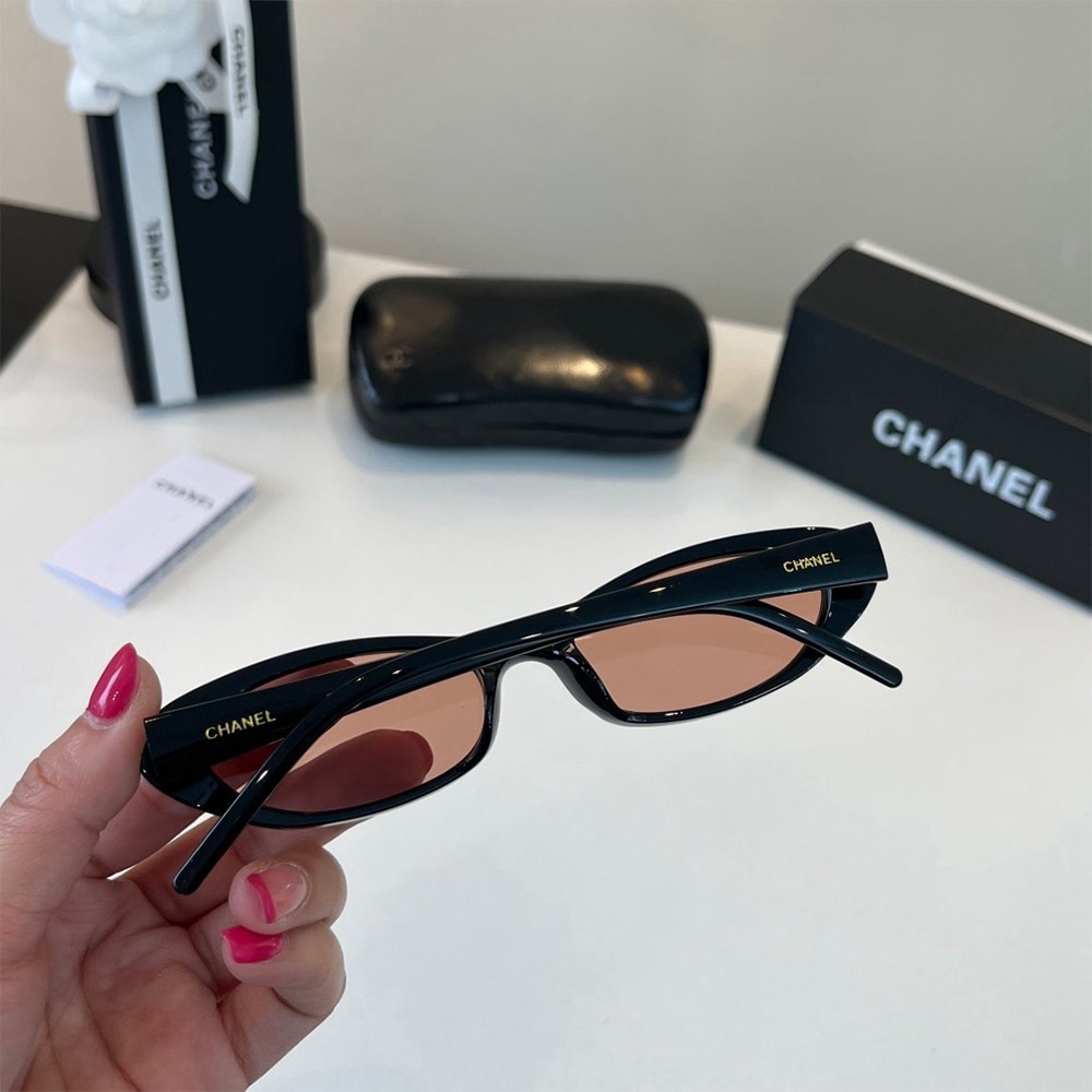 Ch**el Sunglasses
