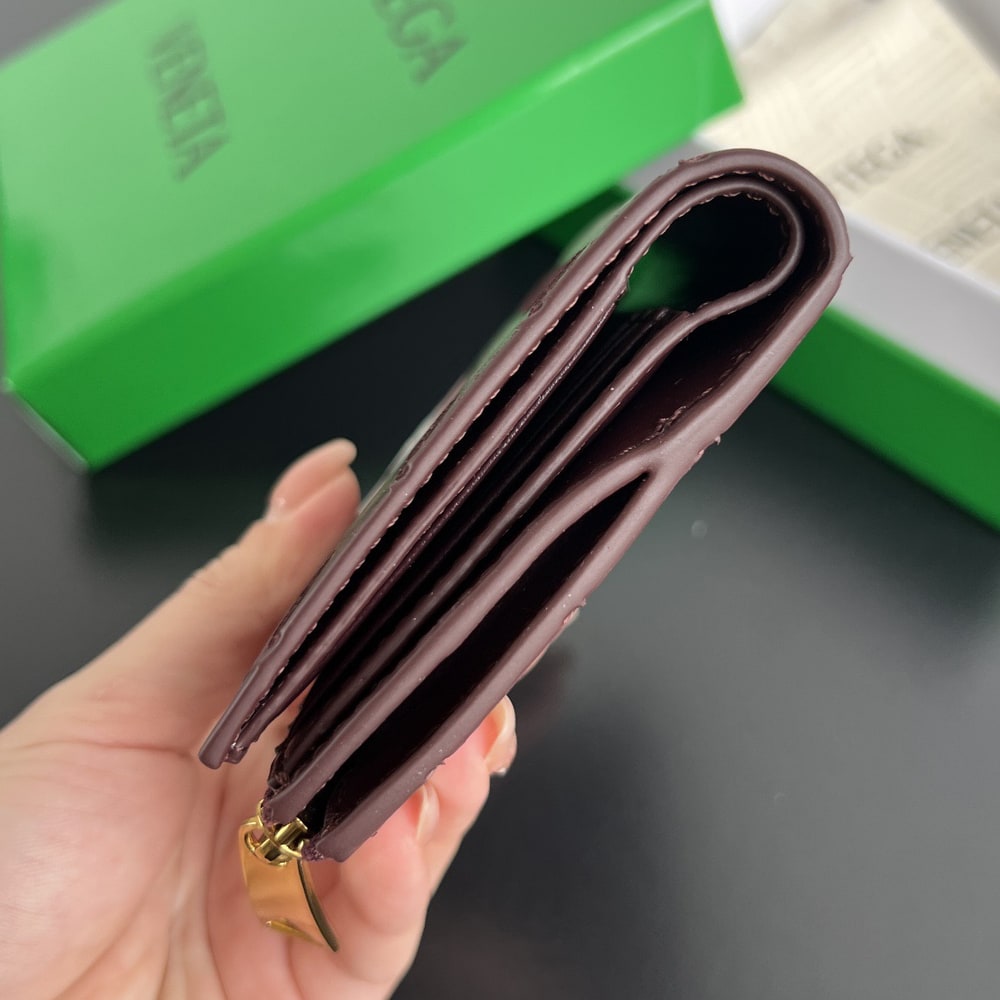 B0tt*ga Ven*ta Intrecciato Small Bi-Fold Wallet(HIGH-END GRADE)