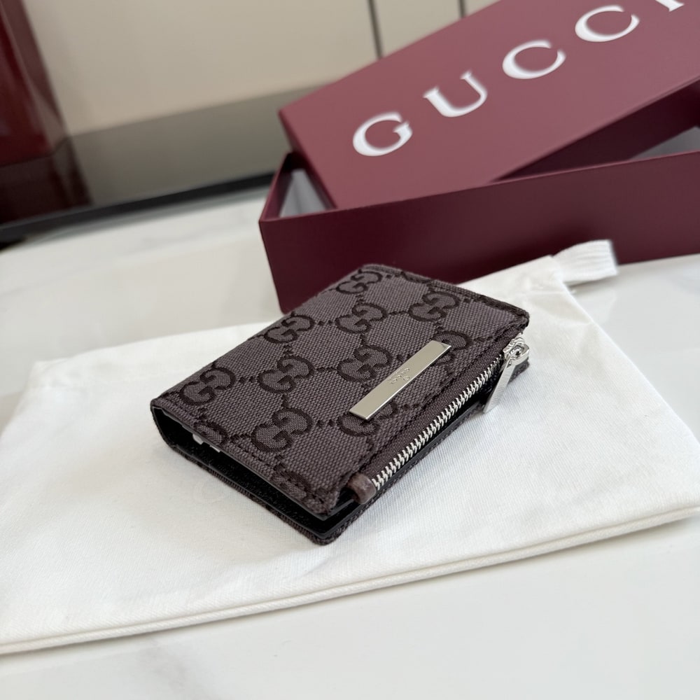 Gvc*1 Small wallet with Gvc*1 plaque(HIGH-END GRADE)