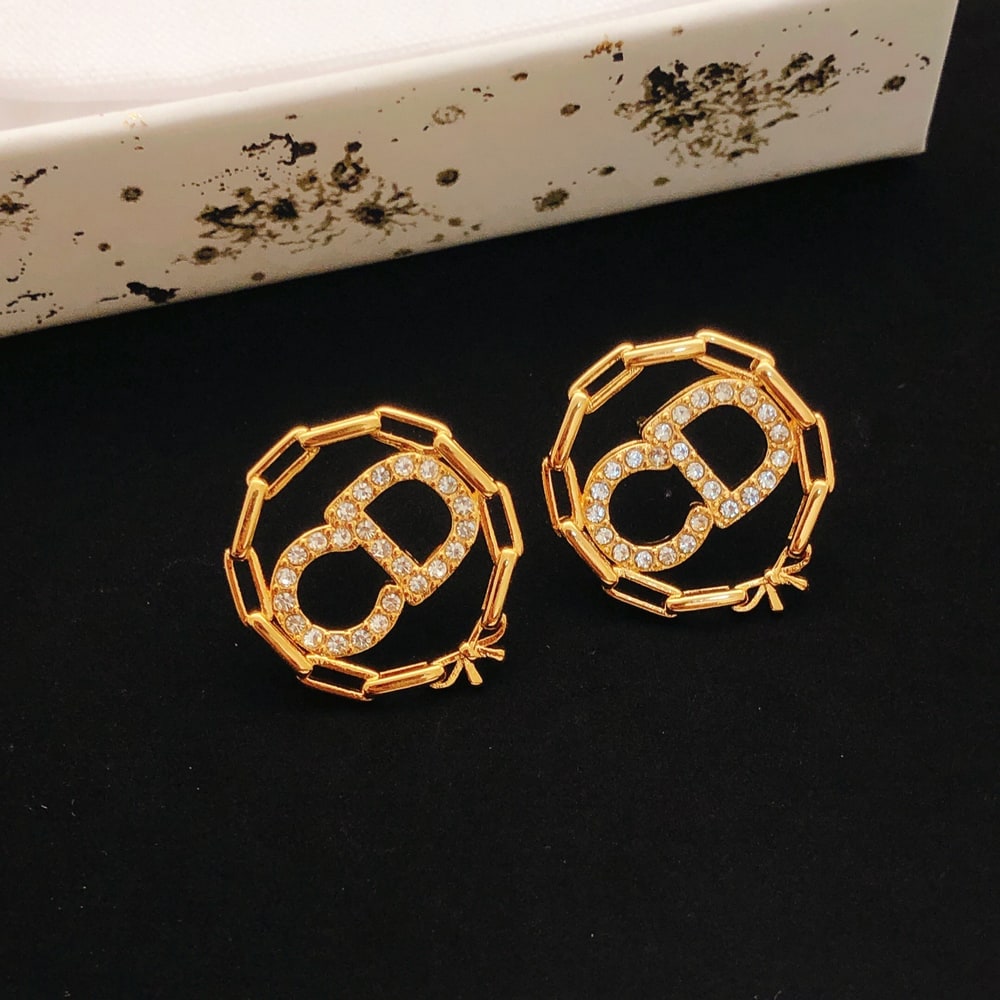 D10r CD Circle Chain Stud Earrings