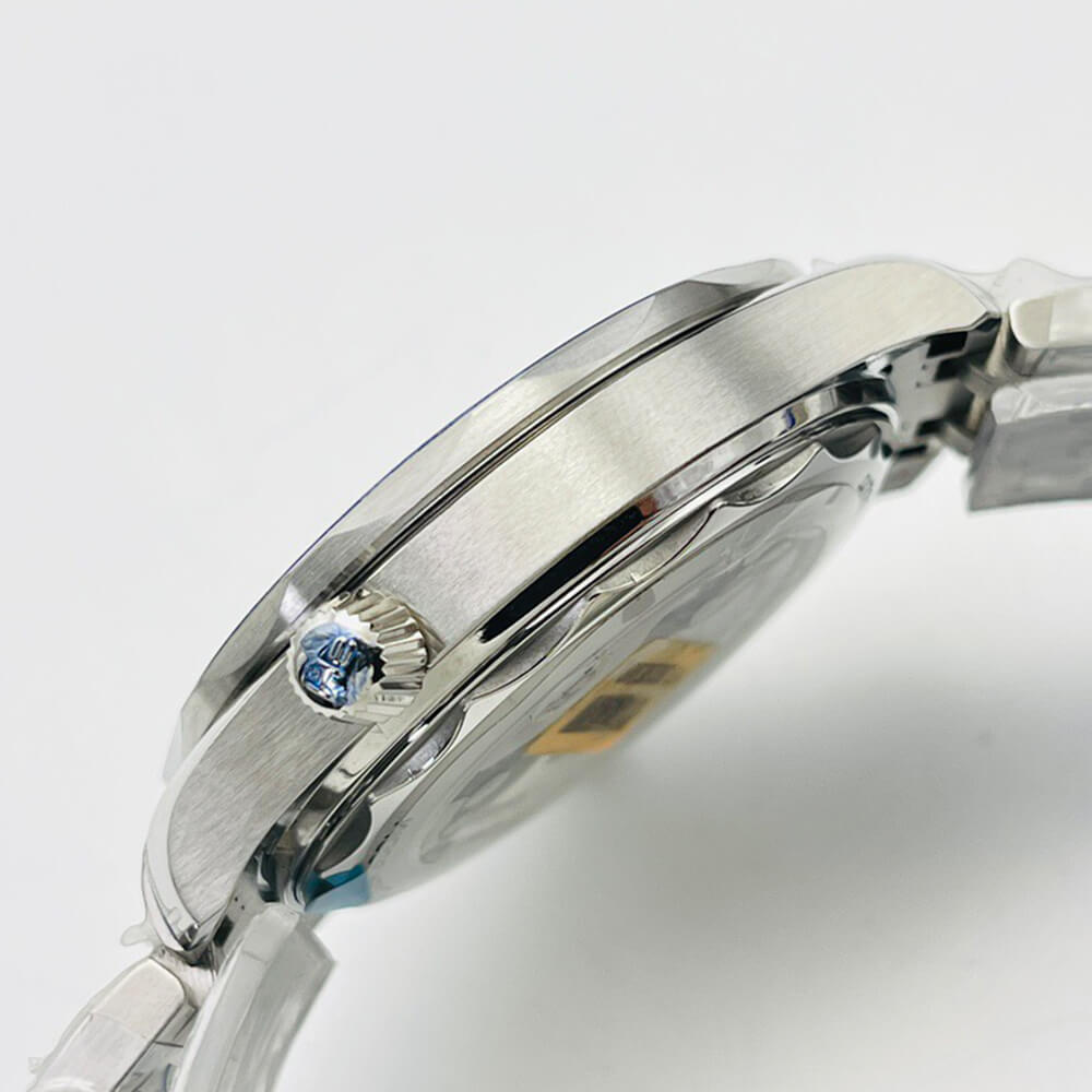 0me*ga Seamaster Diver 300M