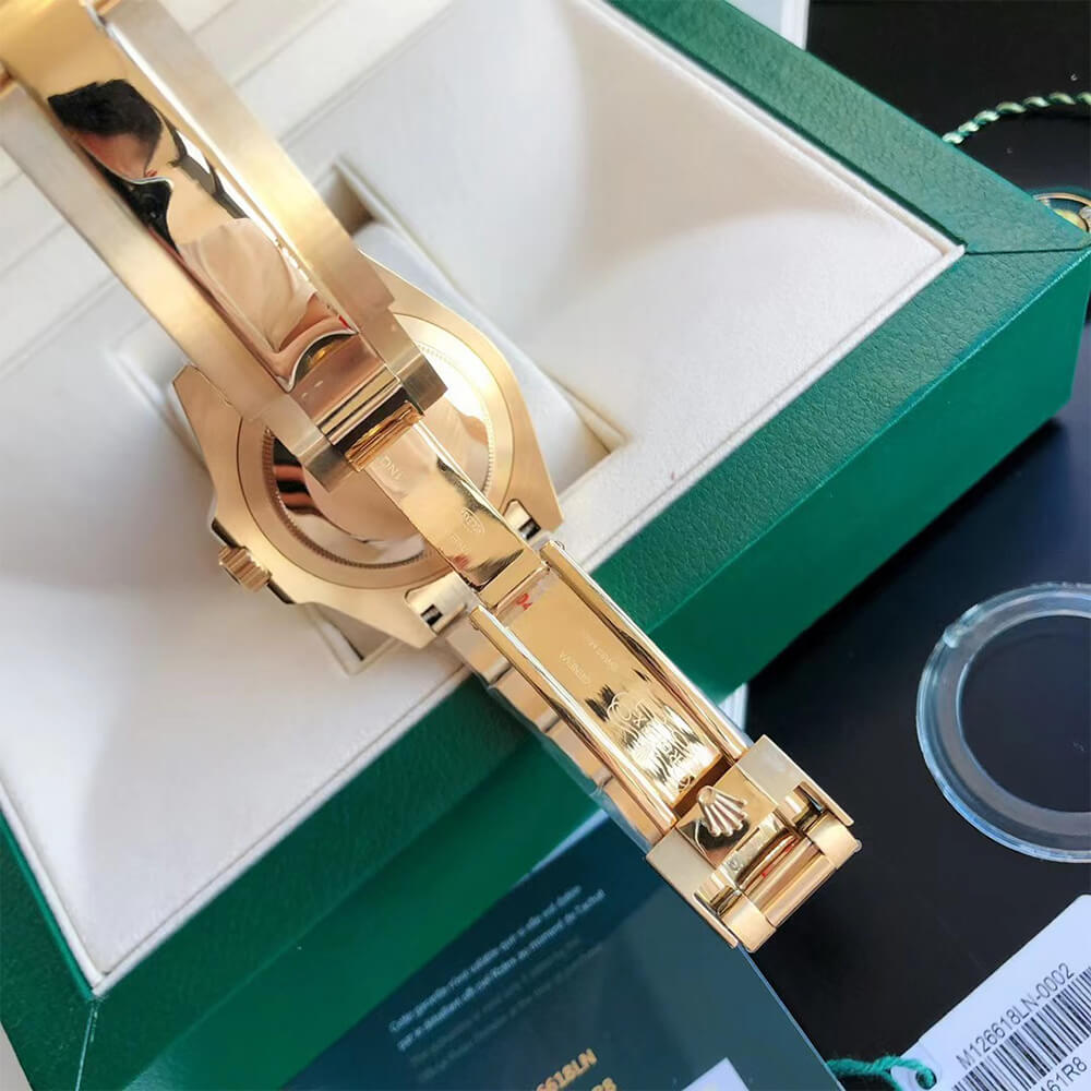 R01ex Submariner Date