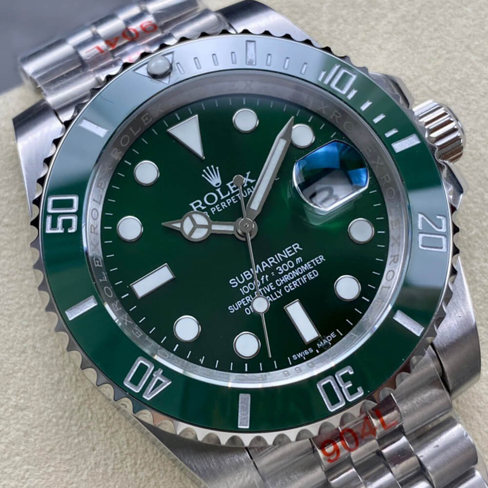 R01ex Submariner Date