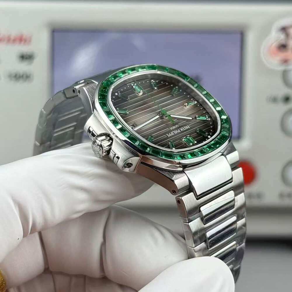 Pat*k Phi1i*pe Nautilus 5711/1A