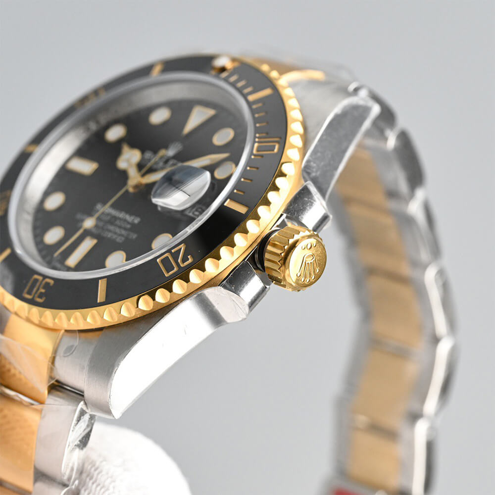 R01ex Submariner Date