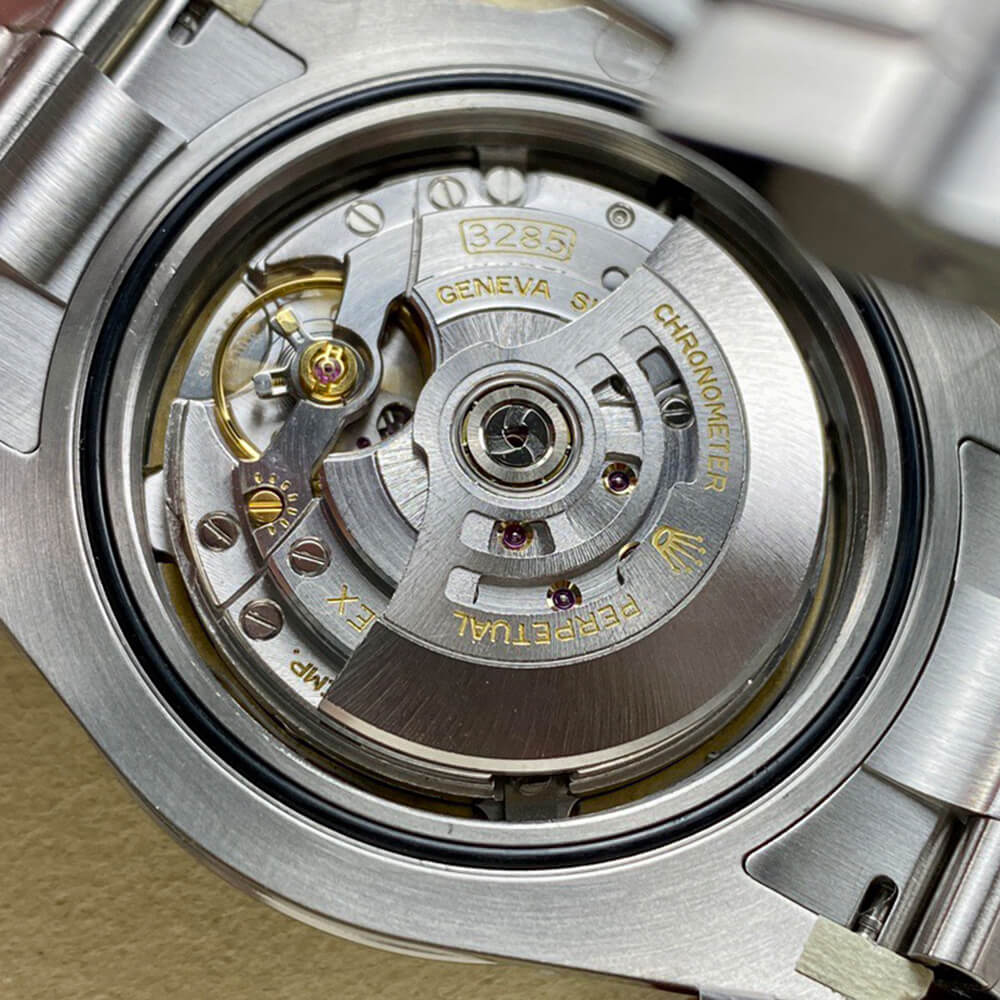 R01ex Explorer II