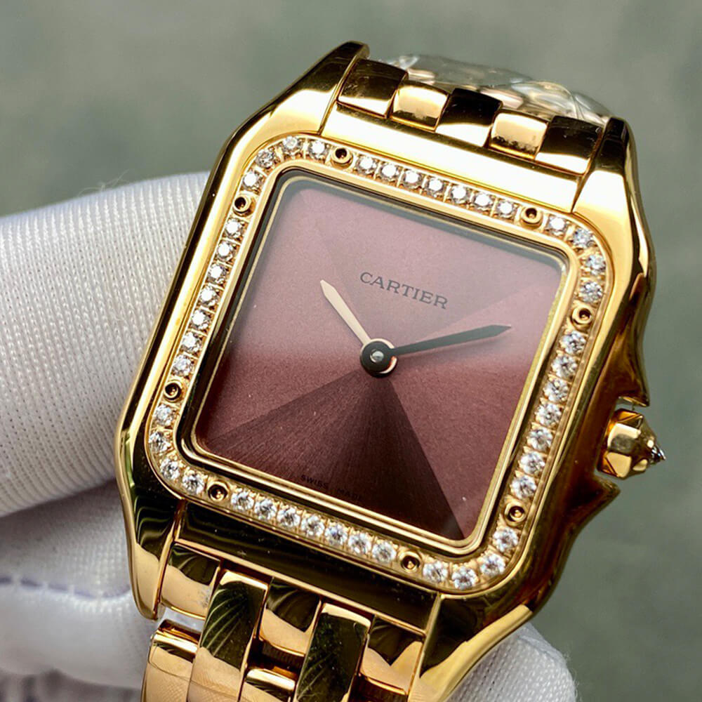Ca*t1er Panthere Medium Watch
