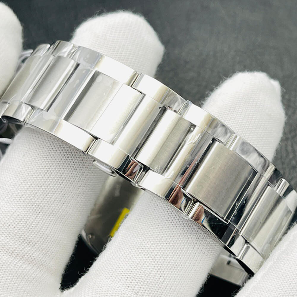 Ca*t1er 42mm Ballon Bleu de Ca*t1er watch