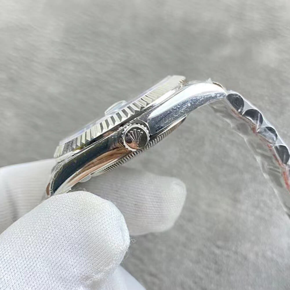R01ex Day-Date 40