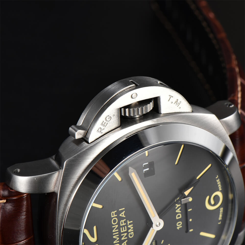 Pa*e*a1 LUMINOR 44mm