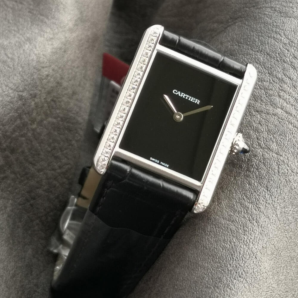 Tank L0vis Ca*t1er watch