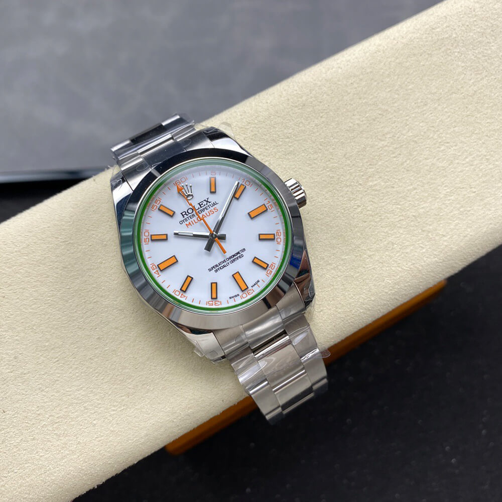 R01ex Oyster Perpetual Milgauss