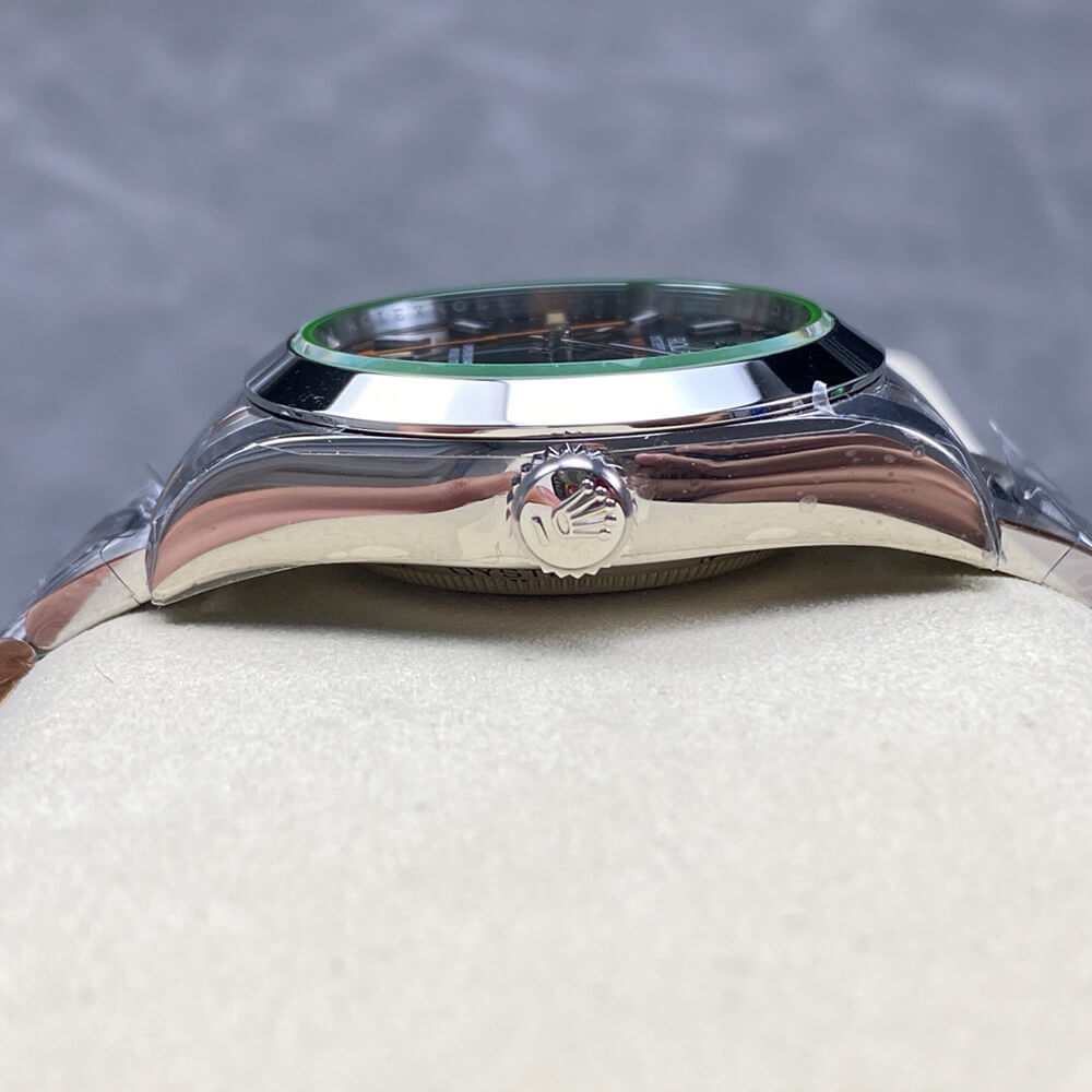 R01ex Oyster Perpetual Milgauss