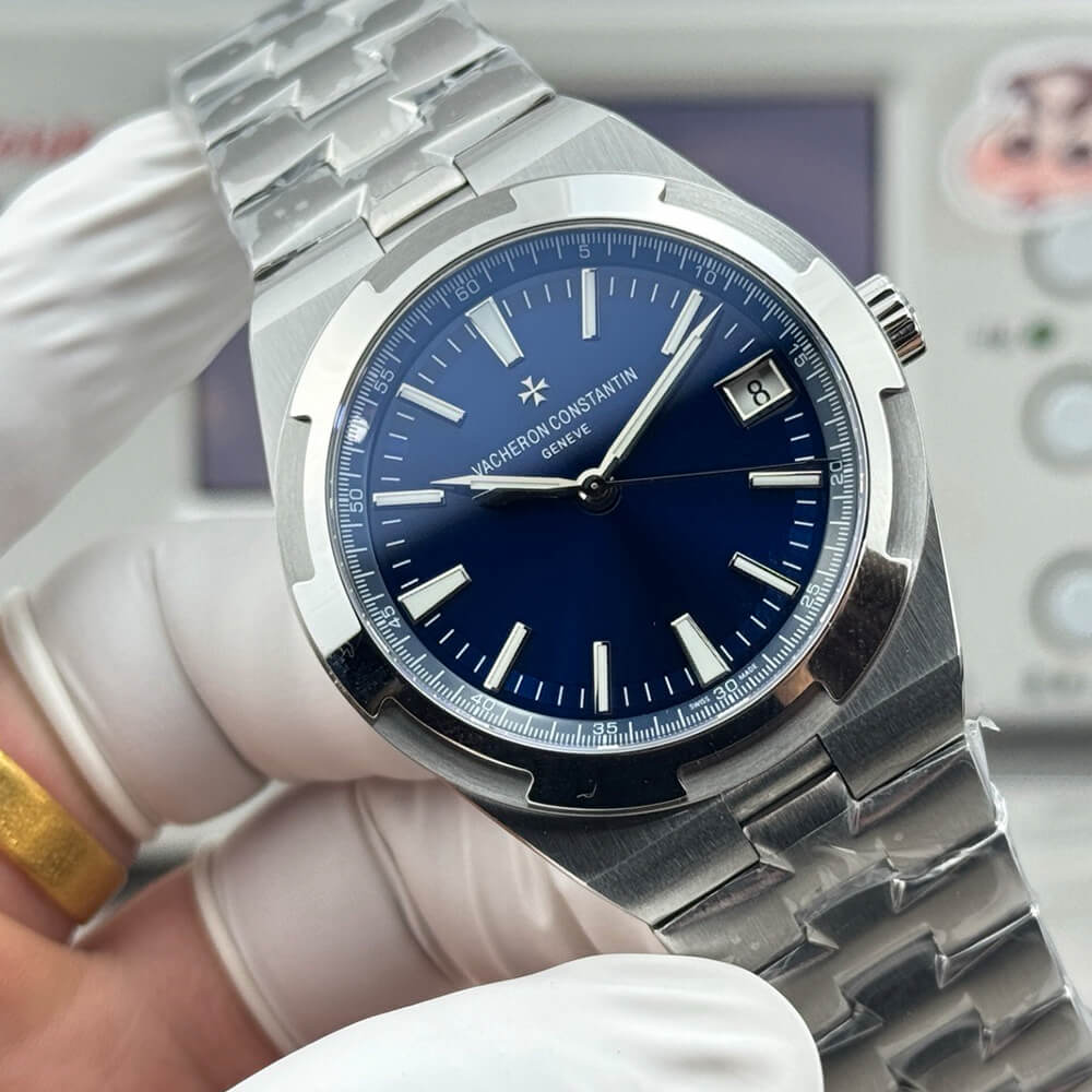 Vacheron C0nstan1n Overseas