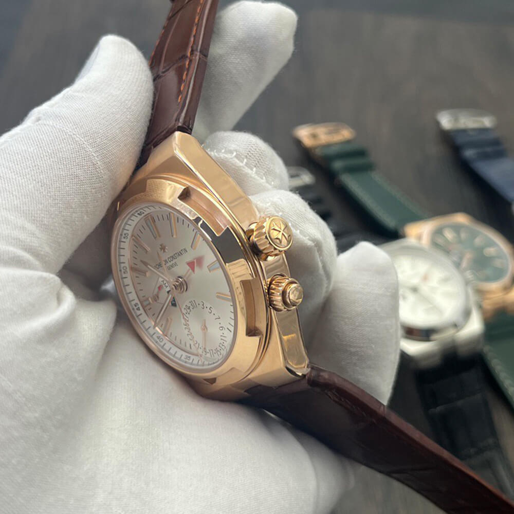 Vacheron C0nstan1n Overseas dual time