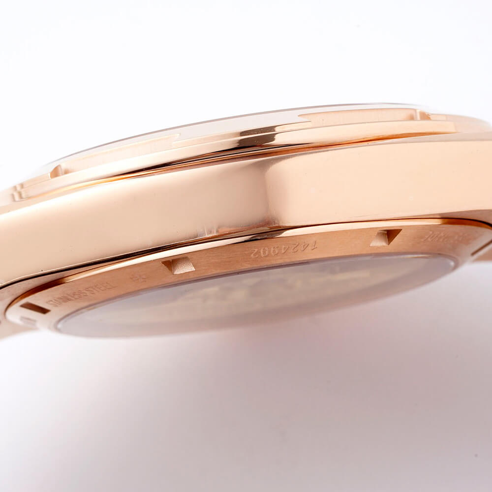 Vacheron C0nstan1n Overseas