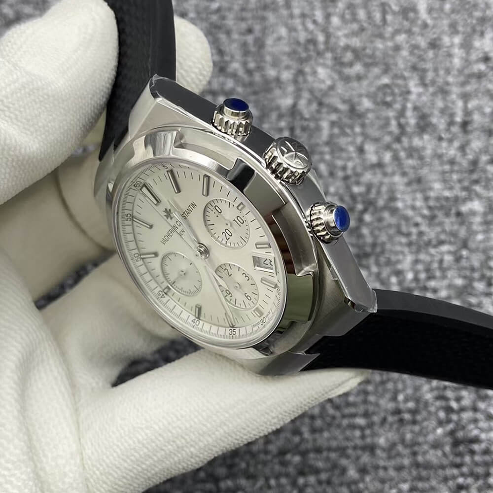 Vacheron C0nstan1n Overseas Chronograph