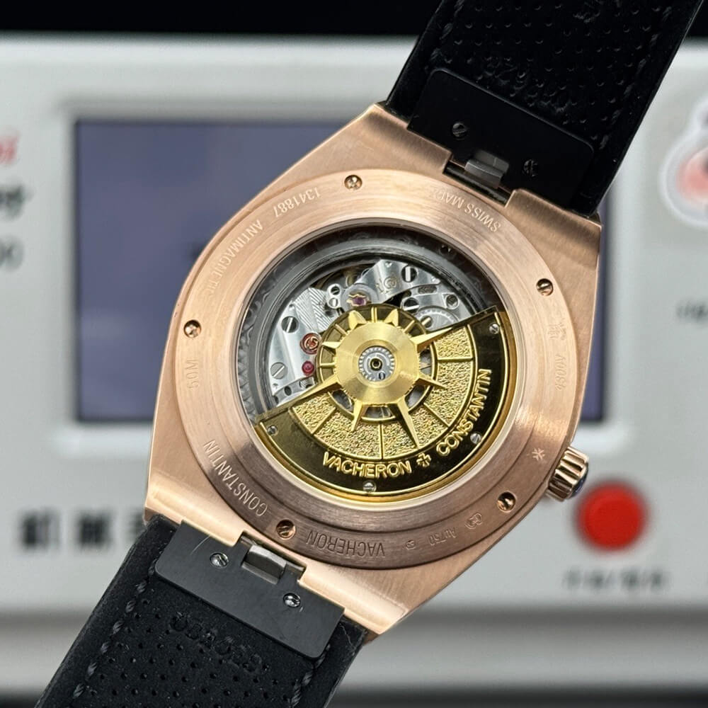 Vacheron C0nstan1n Overseas Chronograph