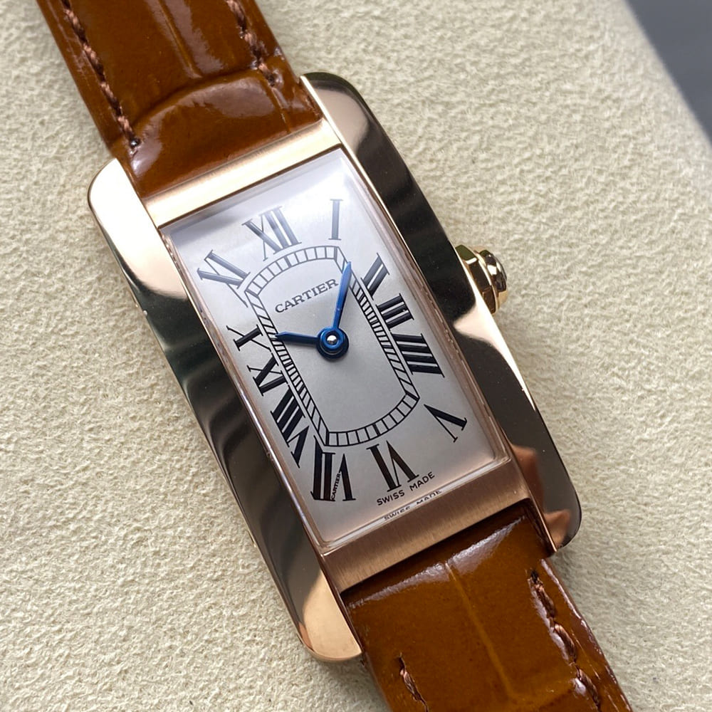 Ca*t1er Tank Americaine watch