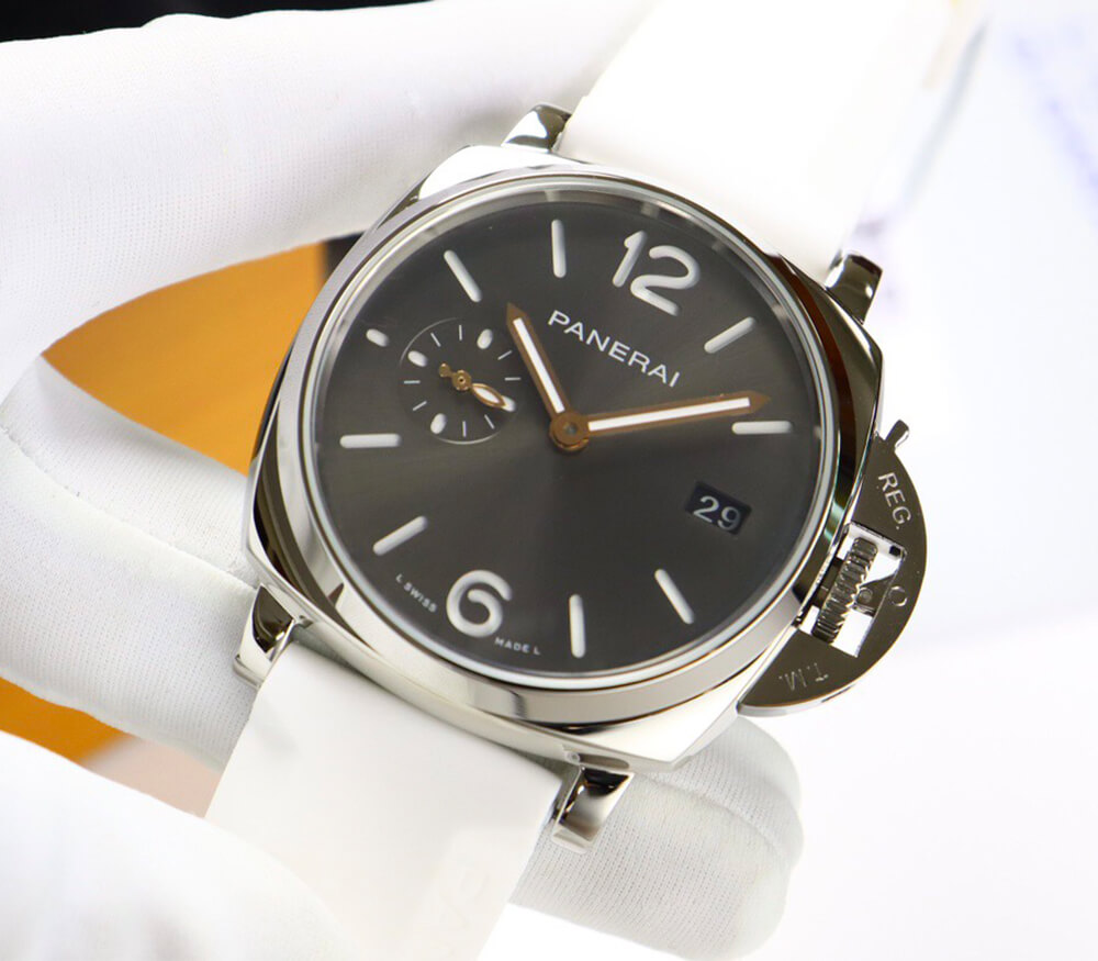 Pa*e*a1 LUMINOR Due 42mm