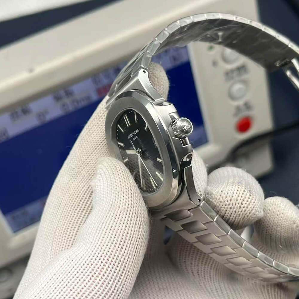 Pat*k Phi1i*pe Nautilus 5811