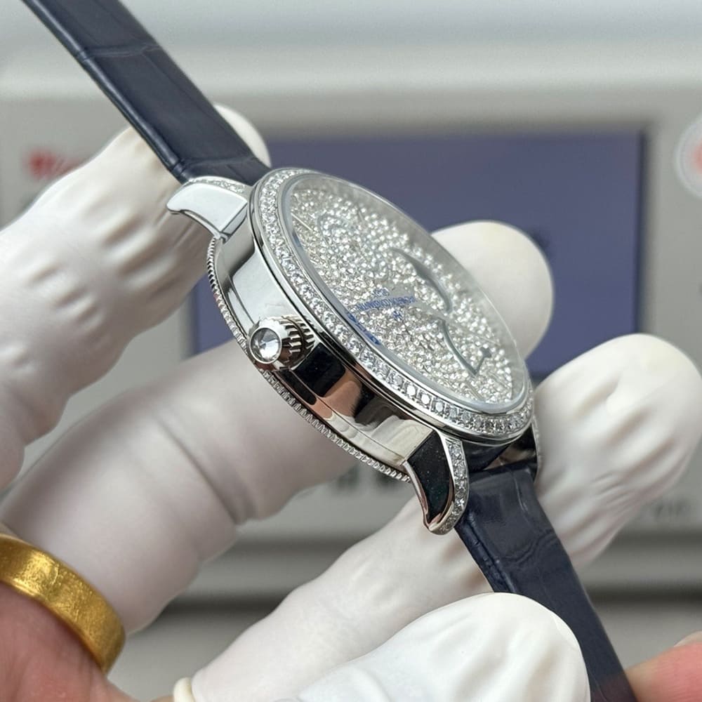 Vacheron C0nstan1n Traditionnelle Moon phase
