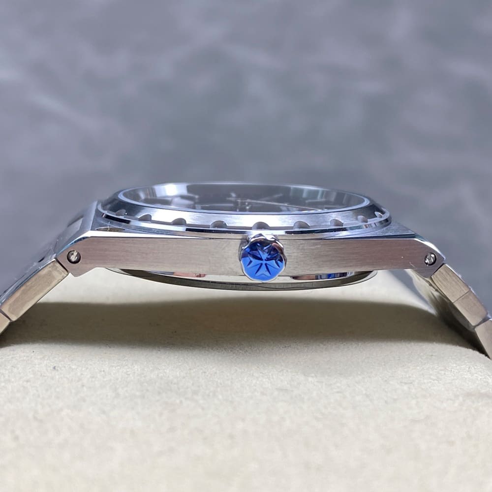 Vacheron C0nstan1n Historiques 222