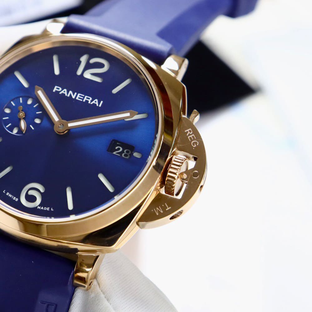 Pa*e*a1 LUMINOR Due 42mm