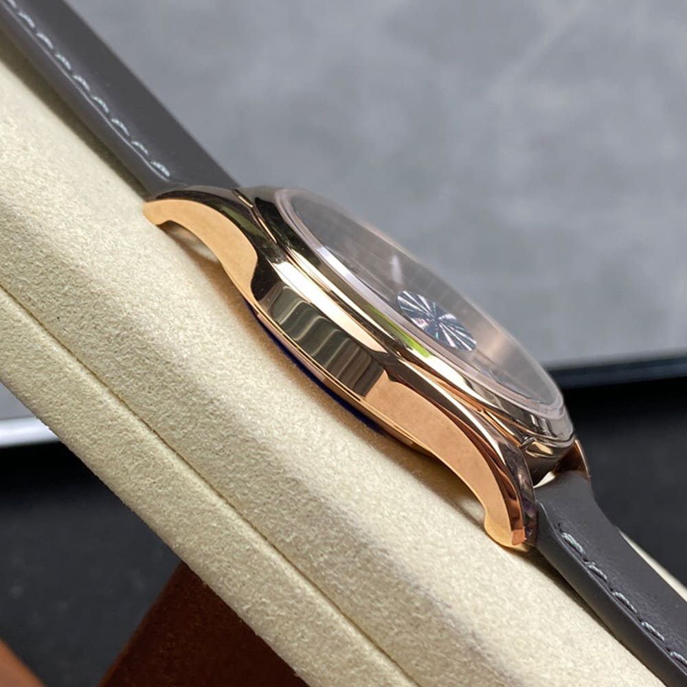 Vacheron C0nstan1n Fiftysix Self-winding
