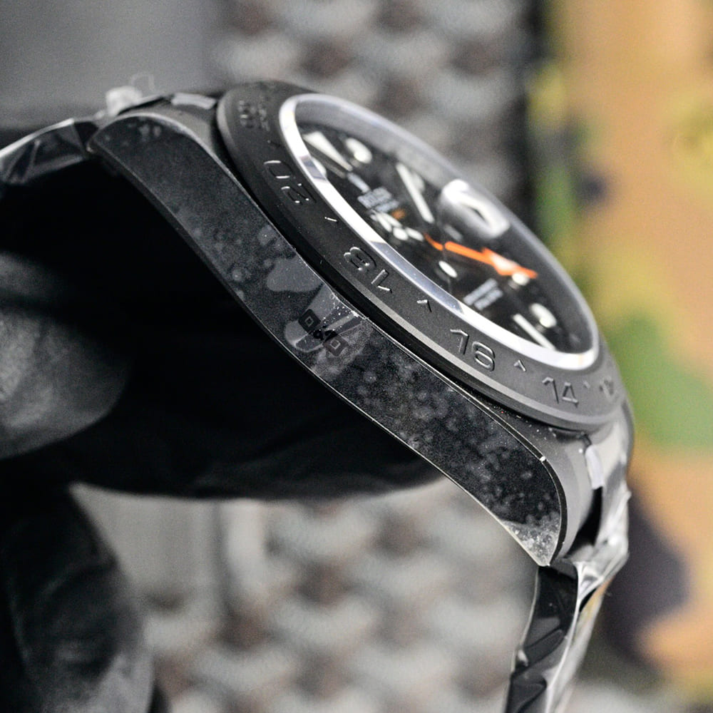 R01ex Explorer II