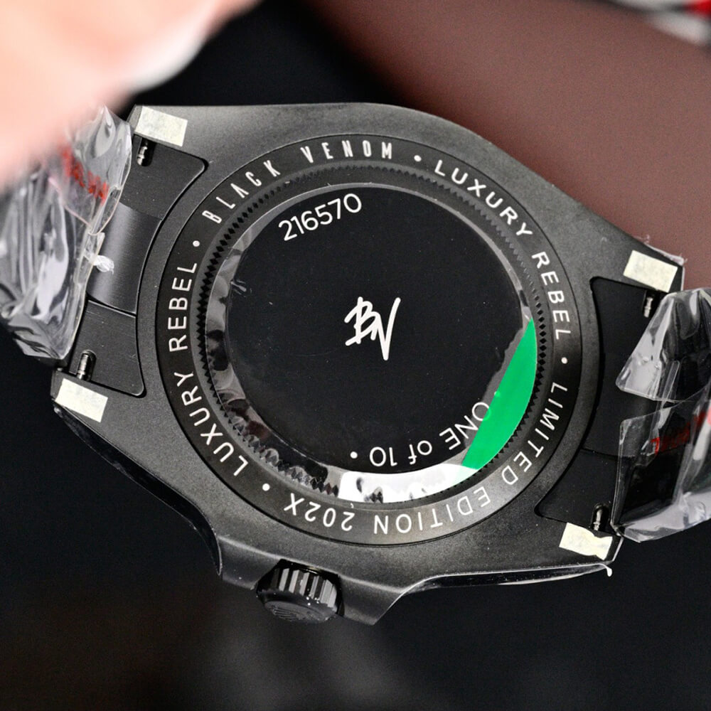 R01ex Explorer II