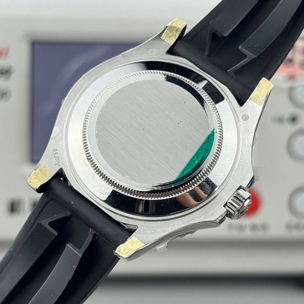 R01ex Explorer II