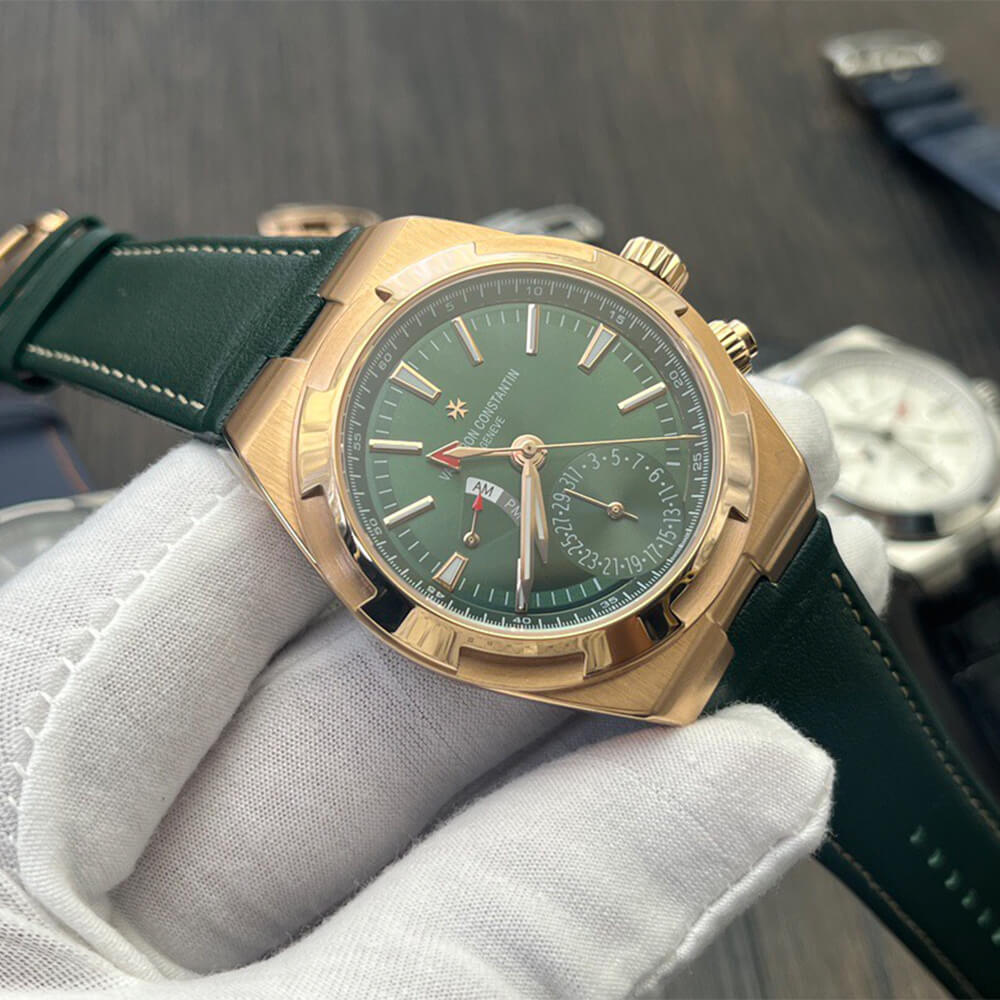 Vacheron C0nstan1n Overseas Dual Time