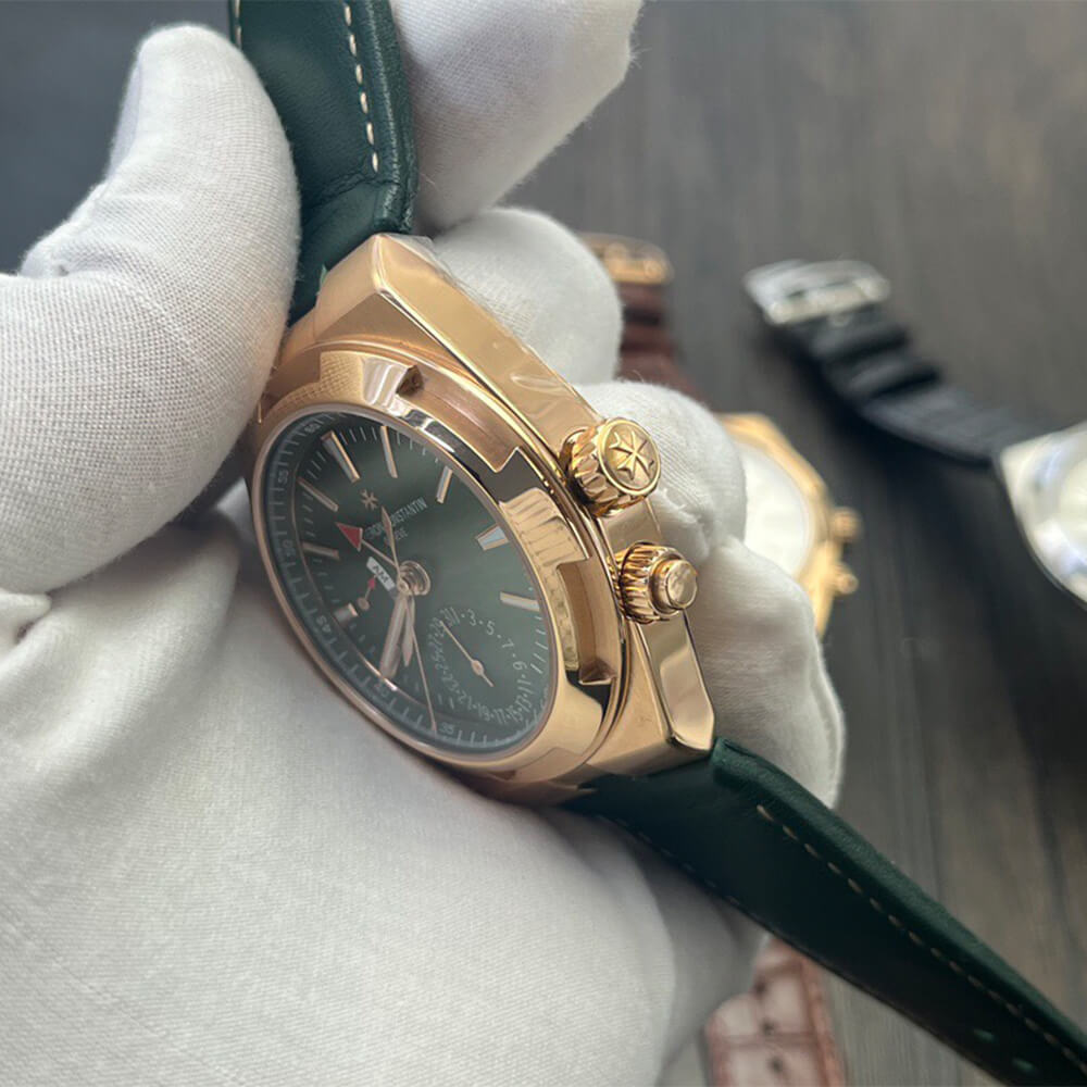Vacheron C0nstan1n Overseas Dual Time