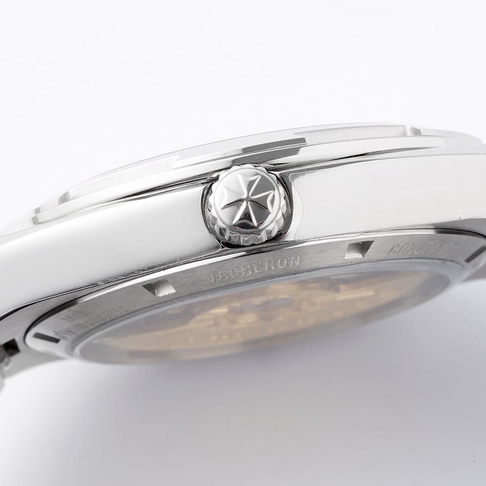 Vacheron C0nstan1n Overseas Self-winding