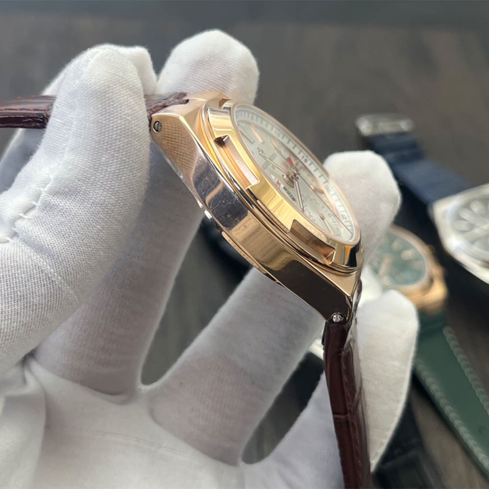 Vacheron C0nstan1n Overseas Dual Time